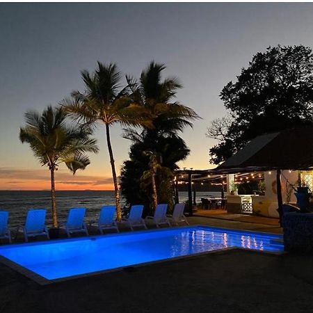 Oceanfront Bungalows - Paradise Rentals Santa Catalina Dış mekan fotoğraf