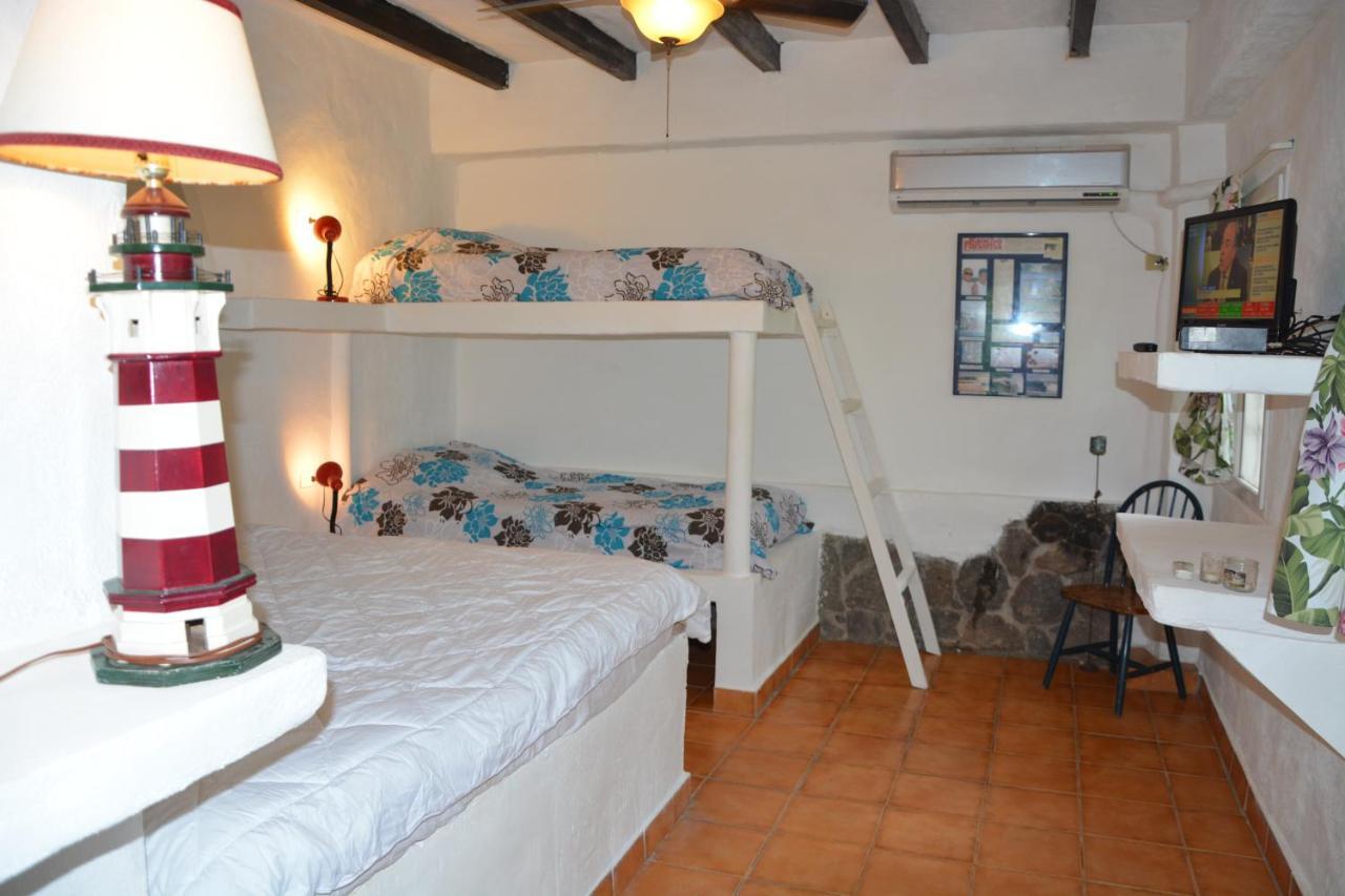 Oceanfront Bungalows - Paradise Rentals Santa Catalina Dış mekan fotoğraf