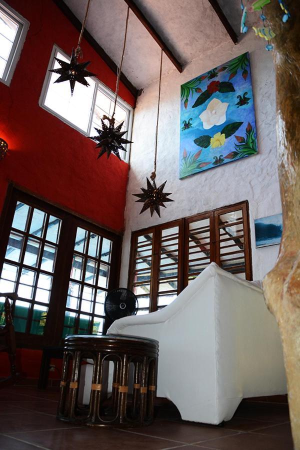 Oceanfront Bungalows - Paradise Rentals Santa Catalina Dış mekan fotoğraf