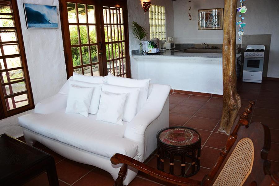 Oceanfront Bungalows - Paradise Rentals Santa Catalina Dış mekan fotoğraf